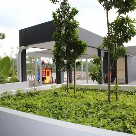 Myhome 2B At Seri Kembangan With A View Exterior photo