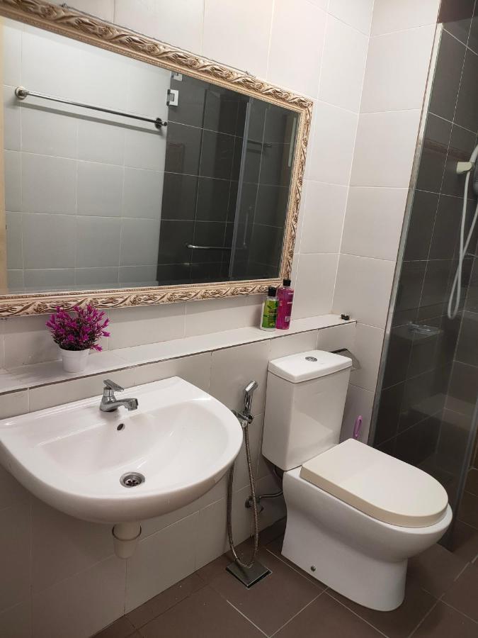 Myhome 2b At With A View Apartment Seri Kembangan